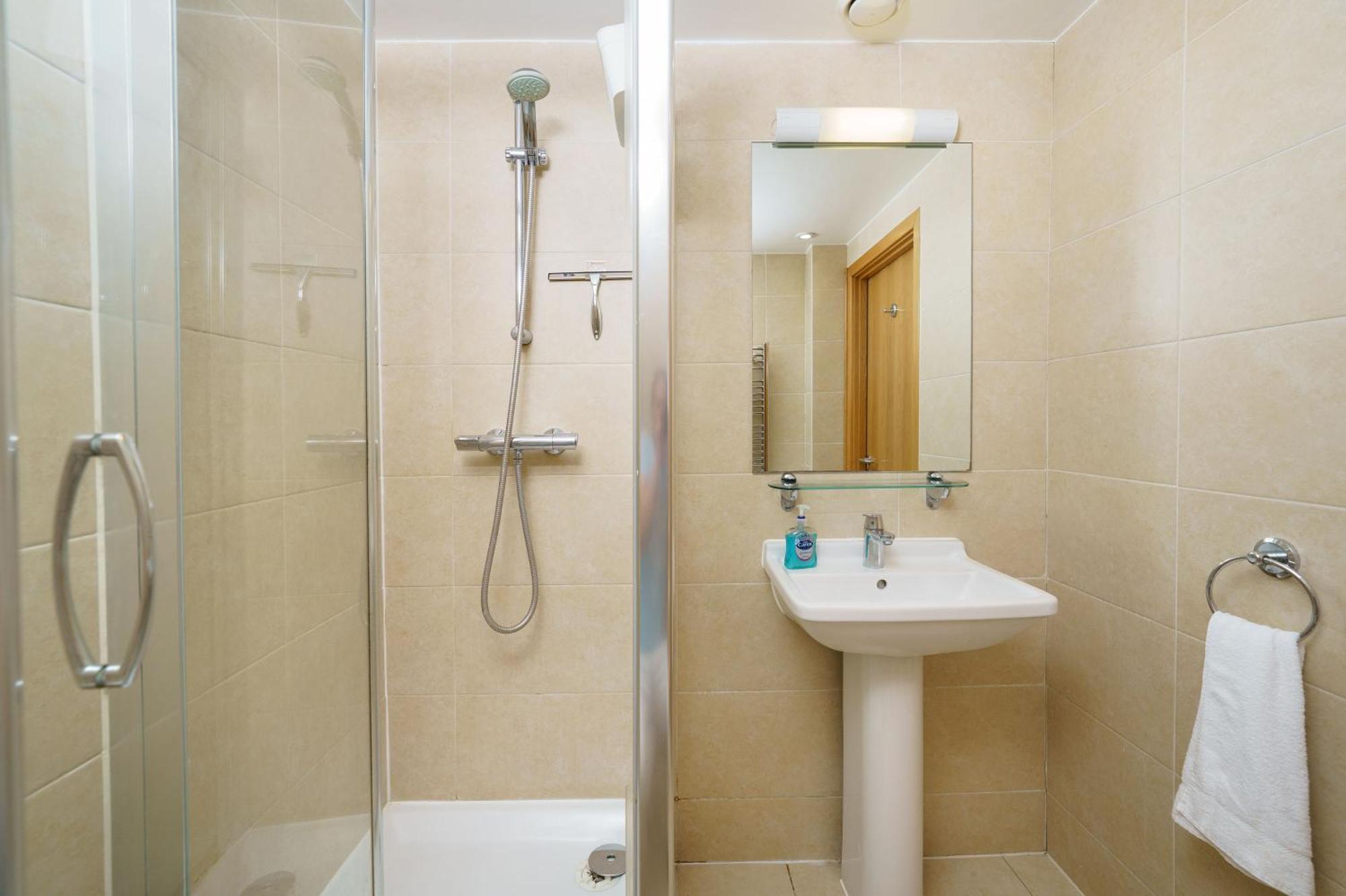 לונדון Modern 3 Bed 2 Bath Apartment Hyde Park מראה חיצוני תמונה